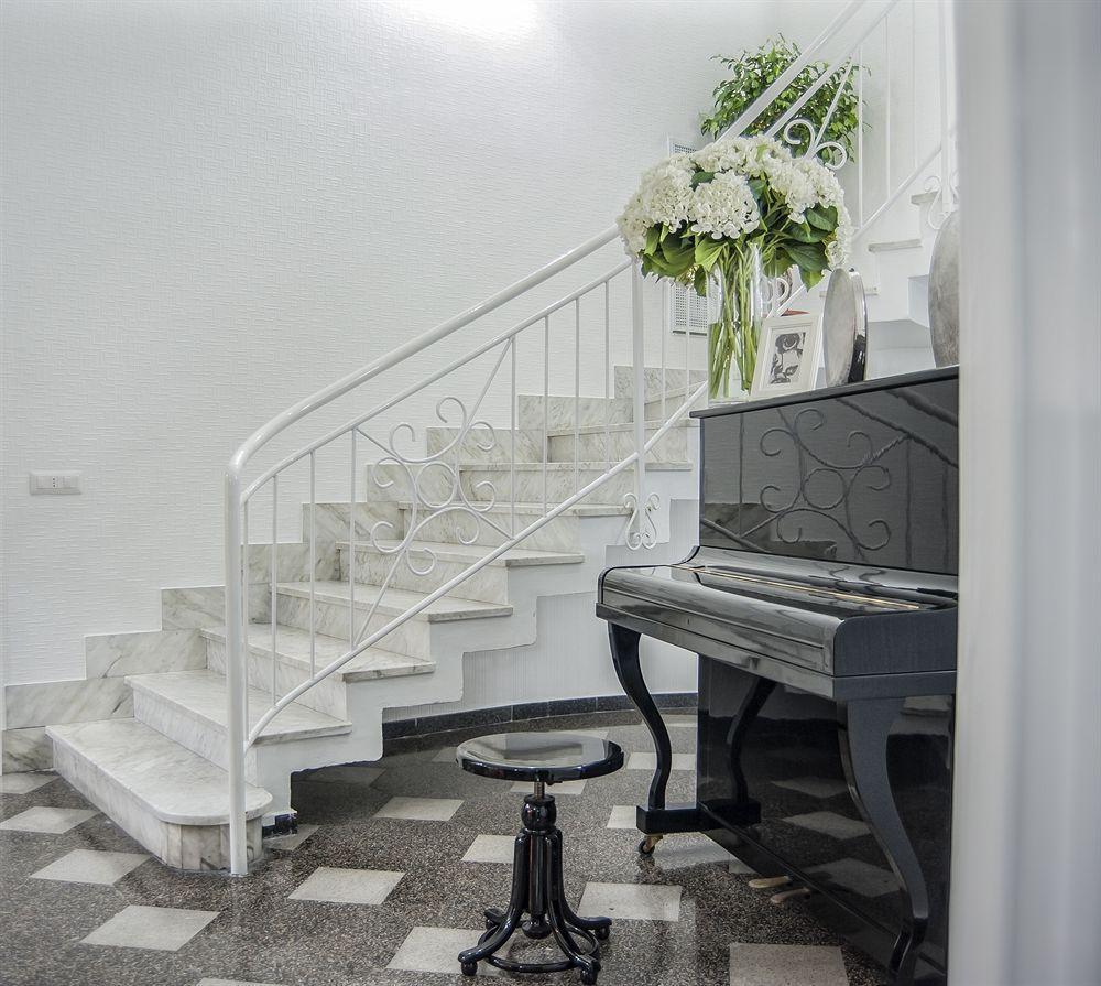 Hotel Santa Chiara โนเชรา อินเฟอริโอเร ภายนอก รูปภาพ